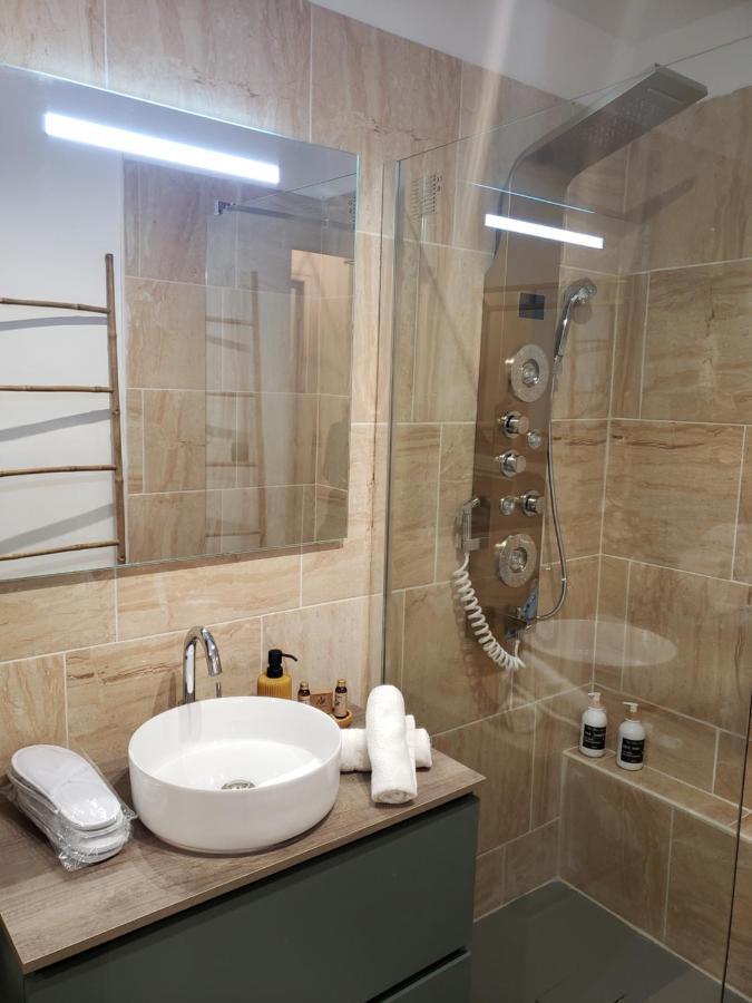 Maison Du Bonheur 2 A Troyes Logement Entier Avec Parking Ngoại thất bức ảnh