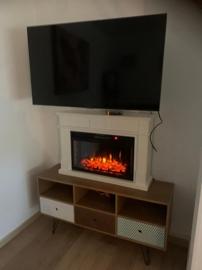 Maison Du Bonheur 2 A Troyes Logement Entier Avec Parking Ngoại thất bức ảnh